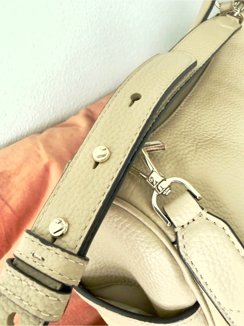 Kate Spade Cream Pebbled Leather Shoulder Bag Detachable Strap - Picture 5 of 8